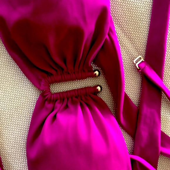 Brazilian bikini! - Picture 2 of 5